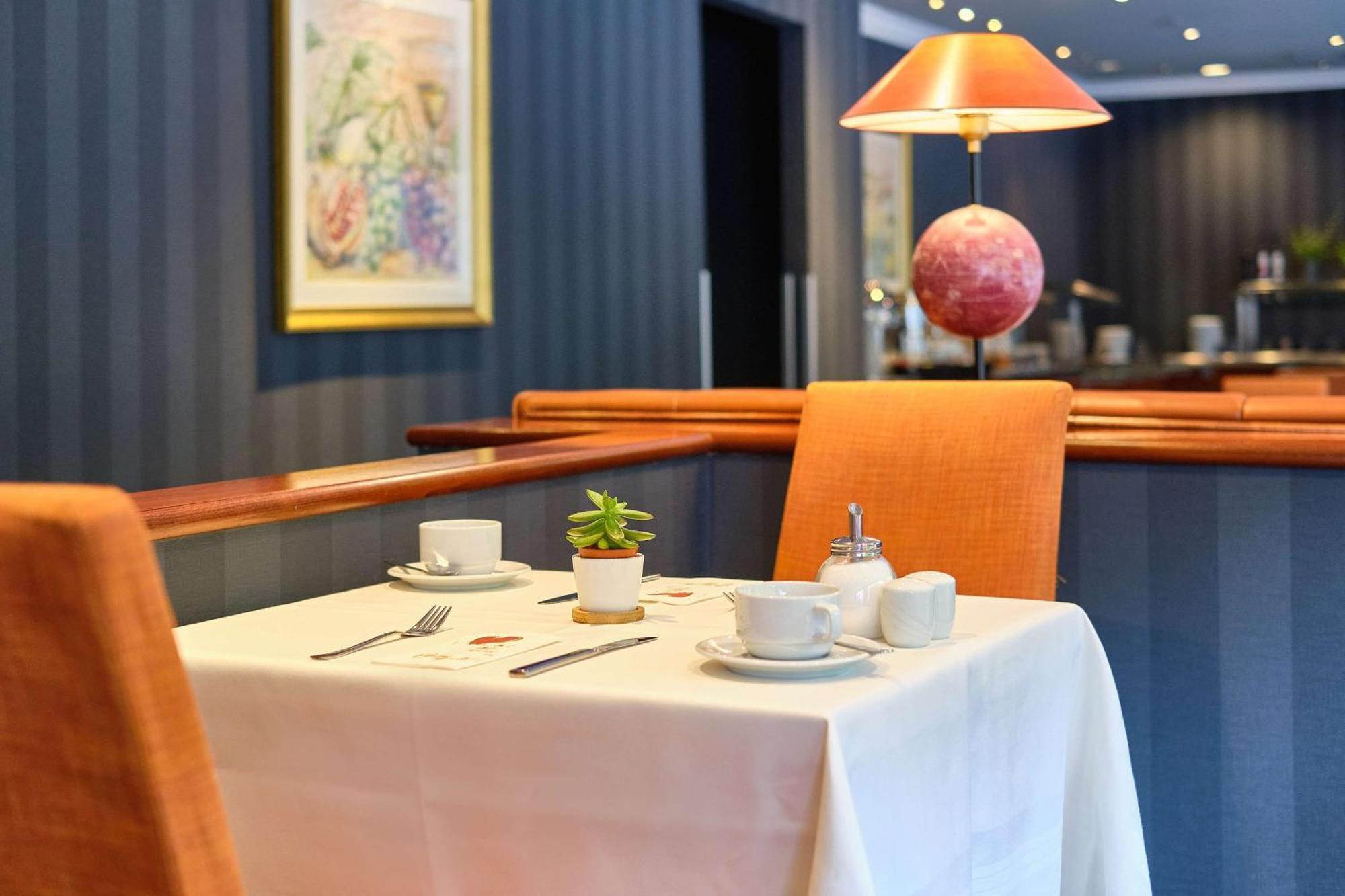 Best Western Hotel Hamburg International Екстериор снимка