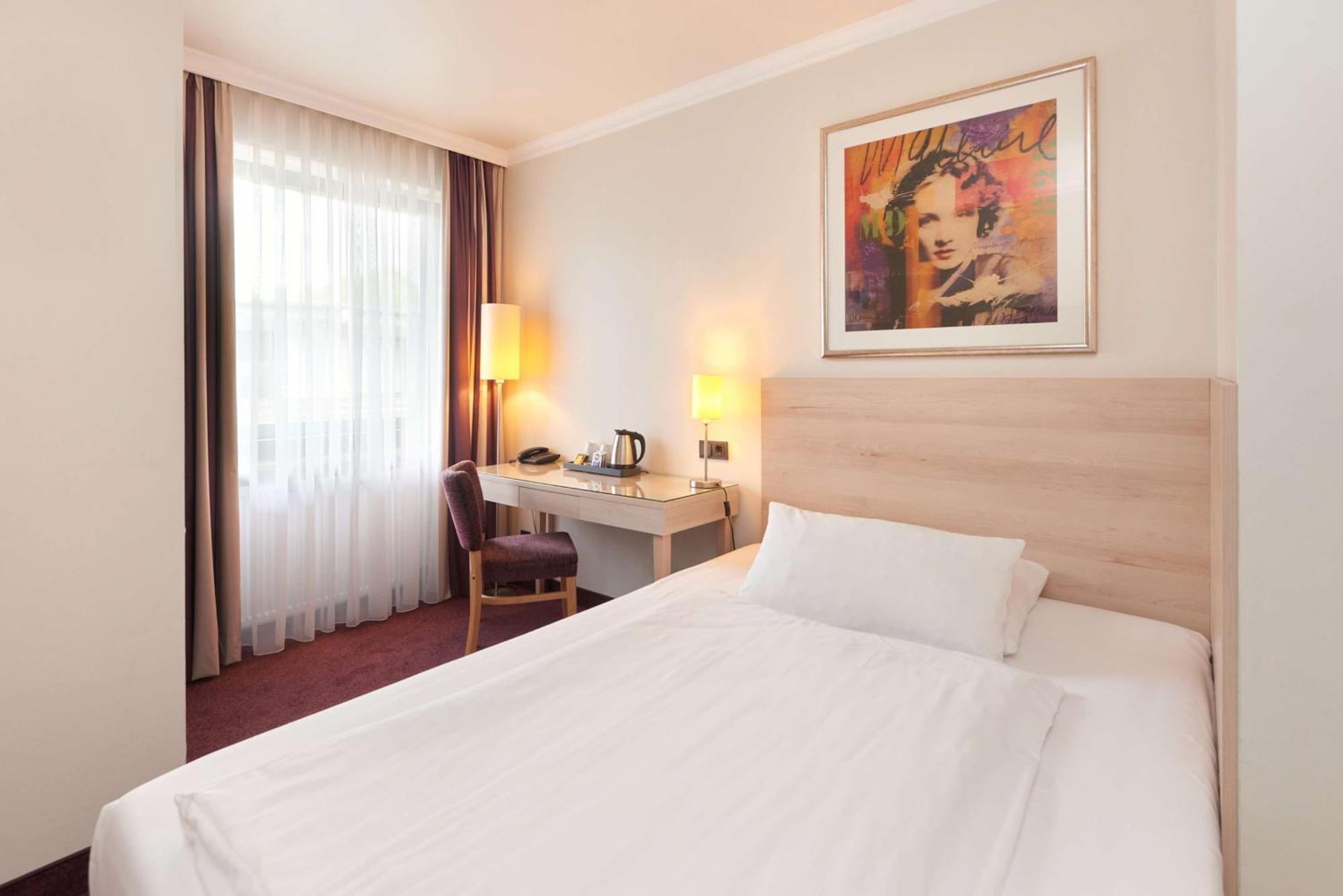 Best Western Hotel Hamburg International Екстериор снимка