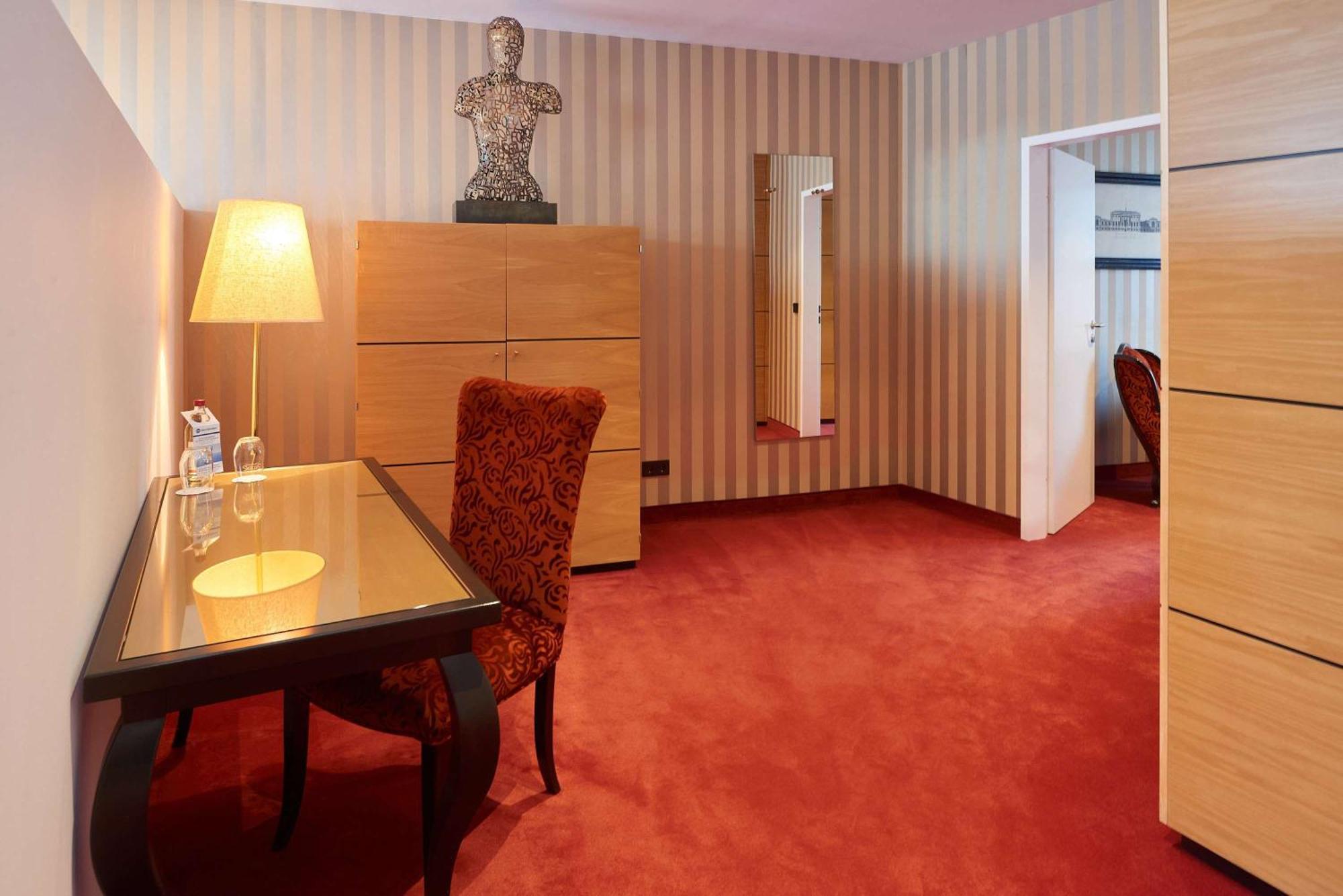 Best Western Hotel Hamburg International Екстериор снимка