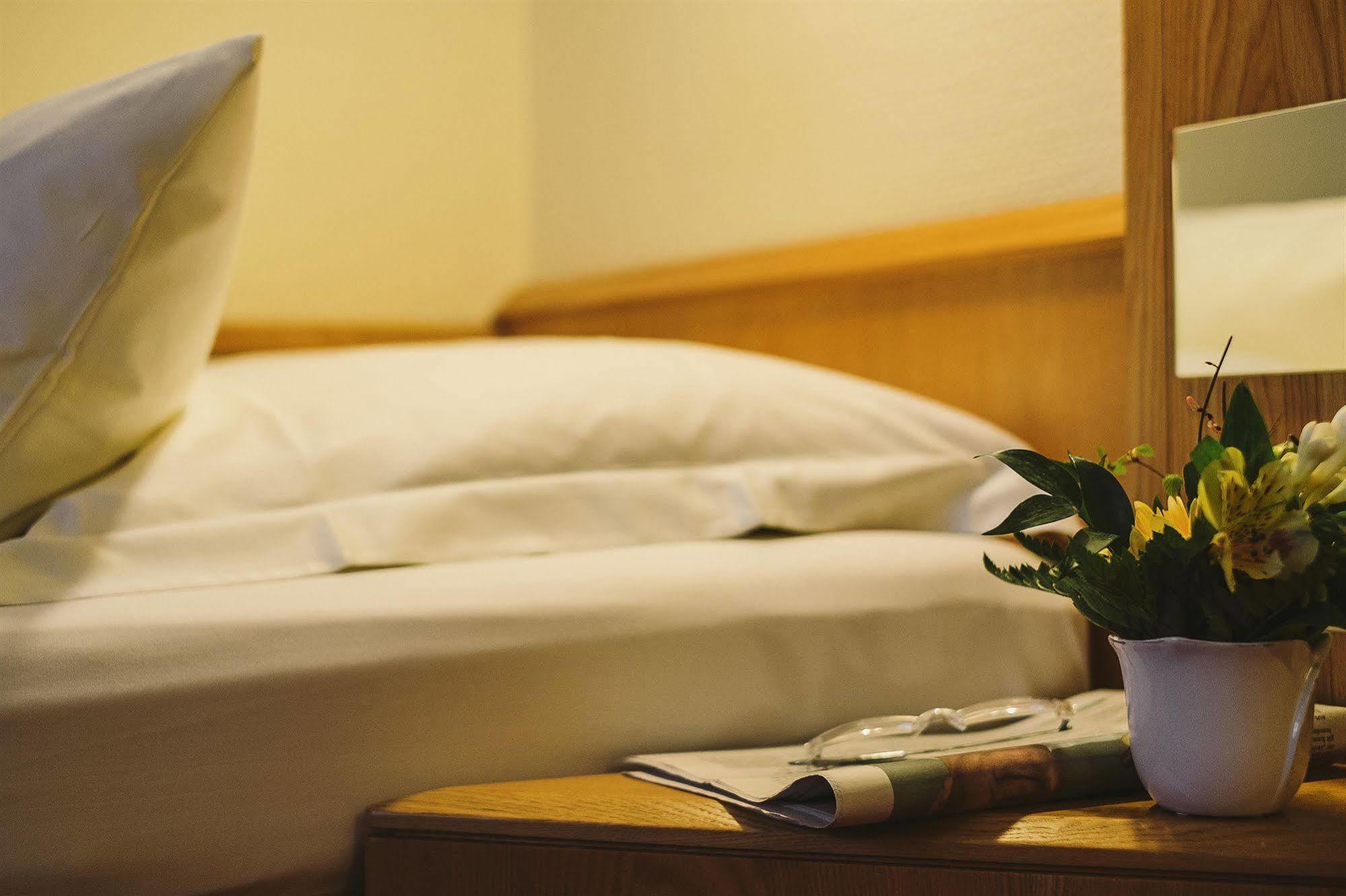 Best Western Hotel Hamburg International Екстериор снимка